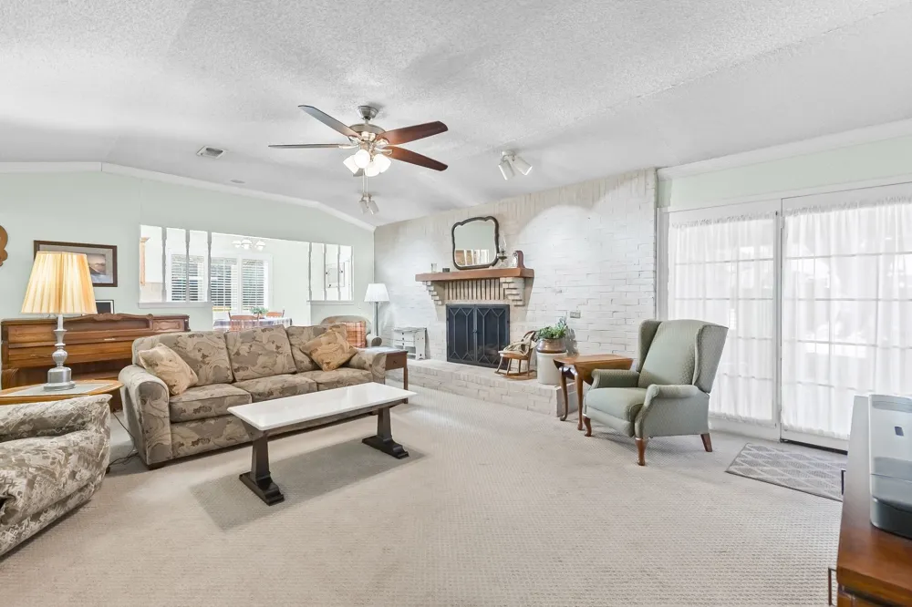1115 36th Street NE Paris, TX 75462