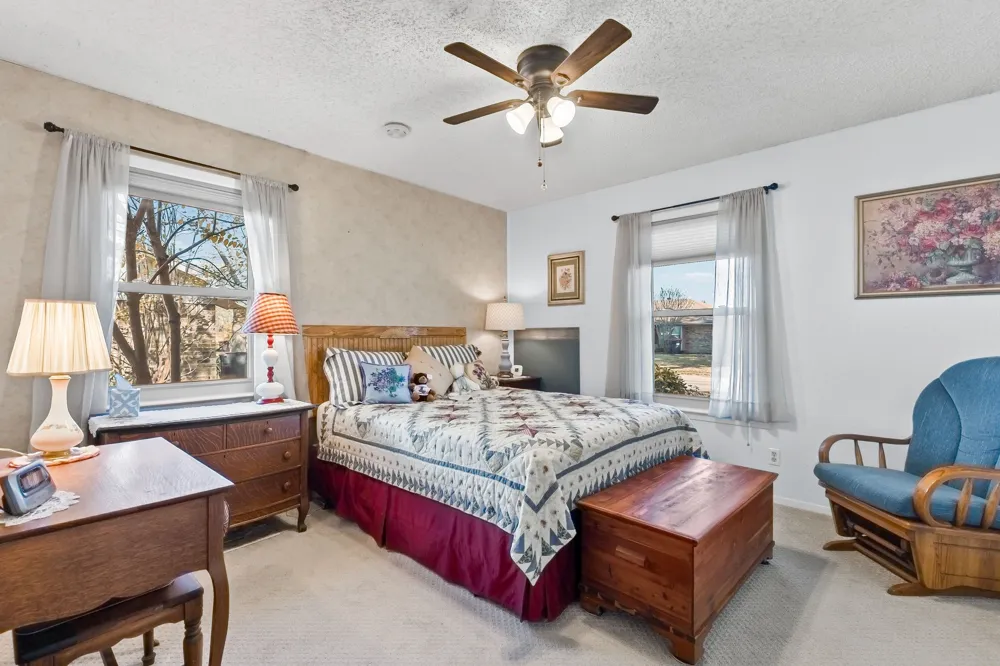 1115 36th Street NE Paris, TX 75462
