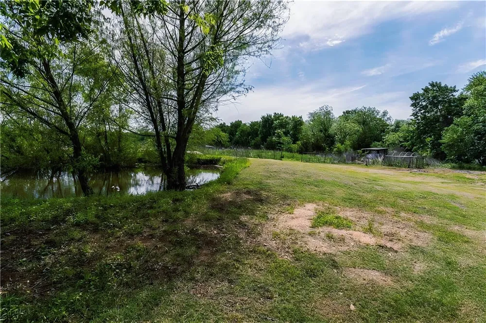 520 County Road 36980 Arthur City, TX 75411
