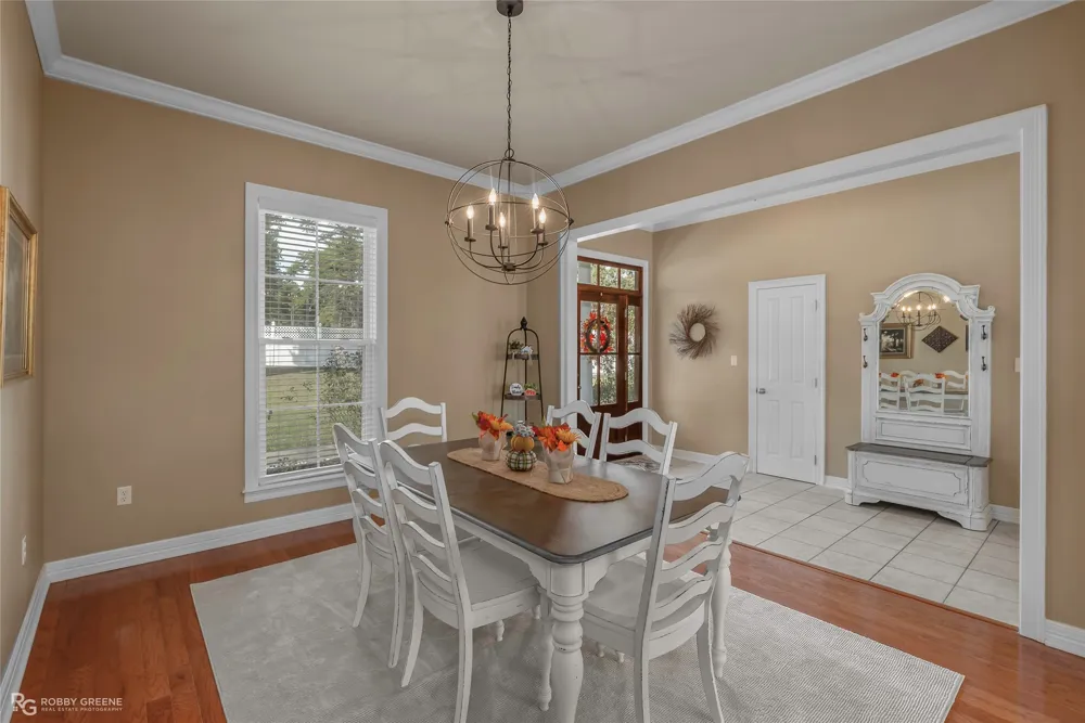 90 La Belle Court Many, LA 71449