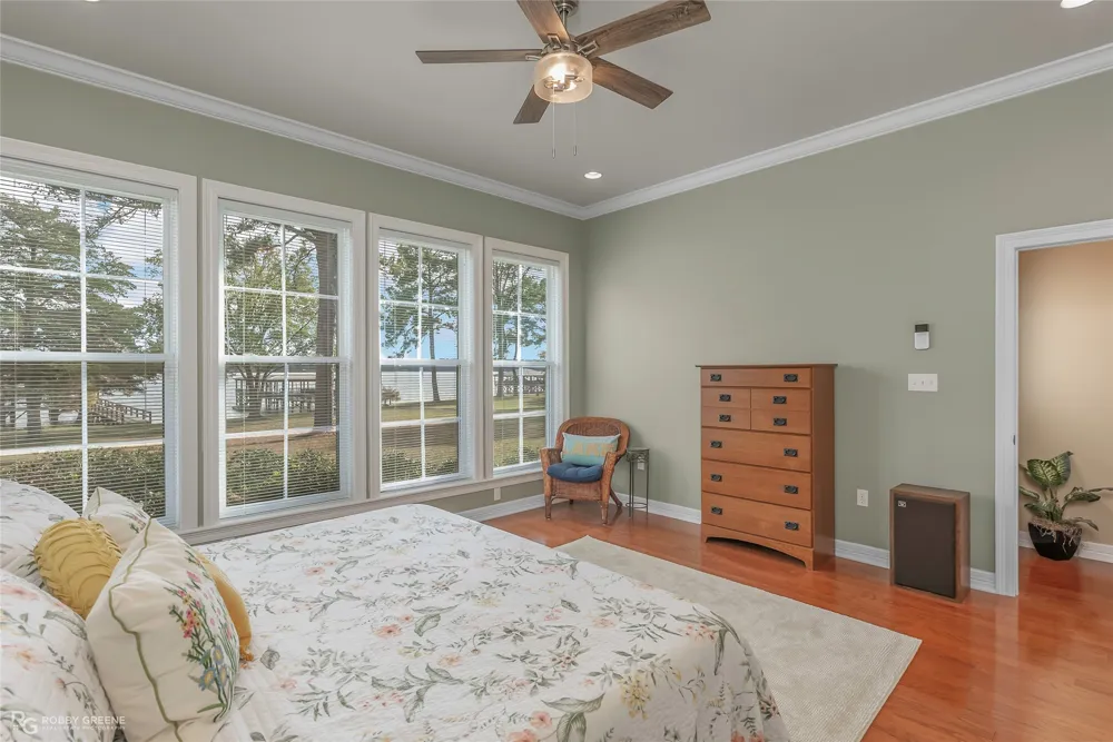 90 La Belle Court Many, LA 71449