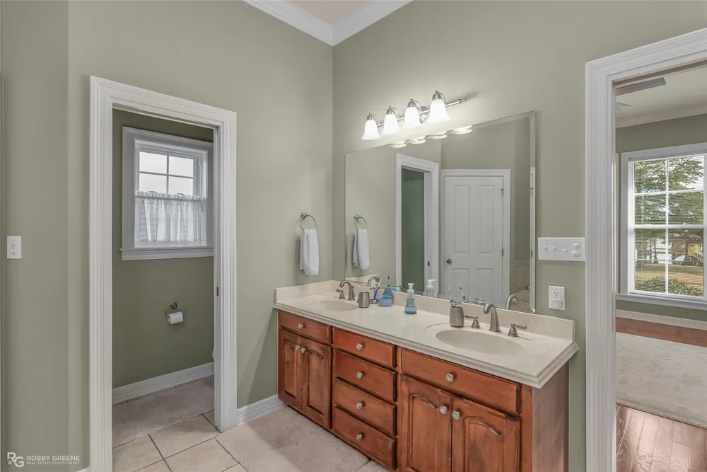 90 La Belle Court Many, LA 71449