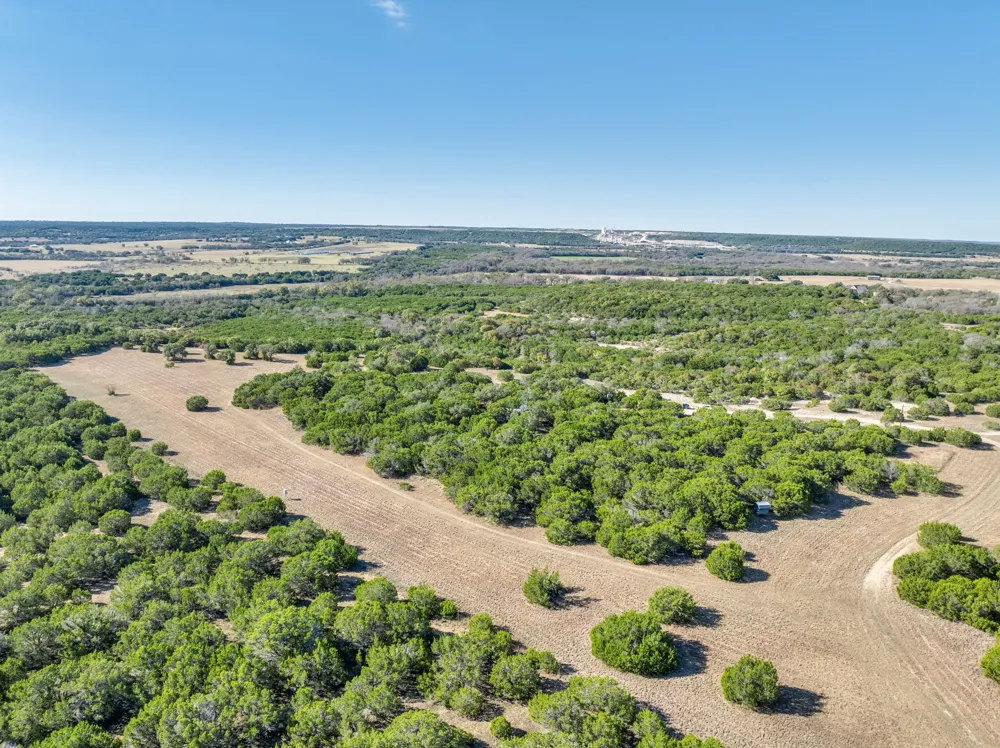 Highway  6 Clifton, TX 76689