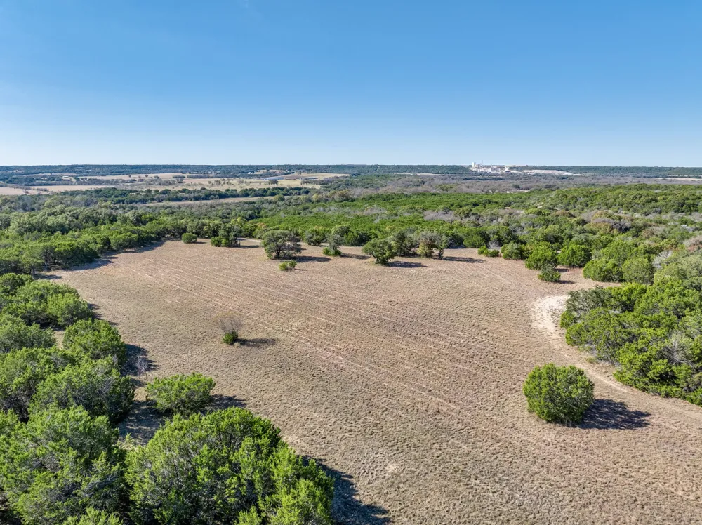 Highway  6 Clifton, TX 76689