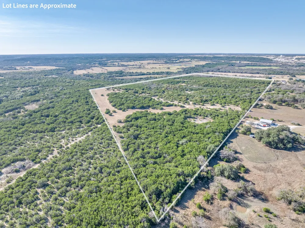 Highway  6 Clifton, TX 76689
