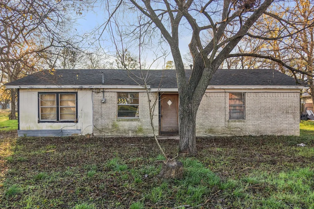 315 S Fm 709 E Dawson, TX 76639