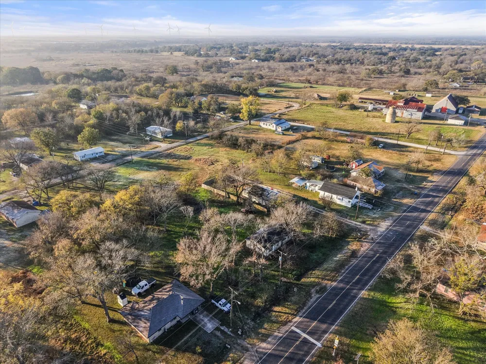 315 S Fm 709 E Dawson, TX 76639
