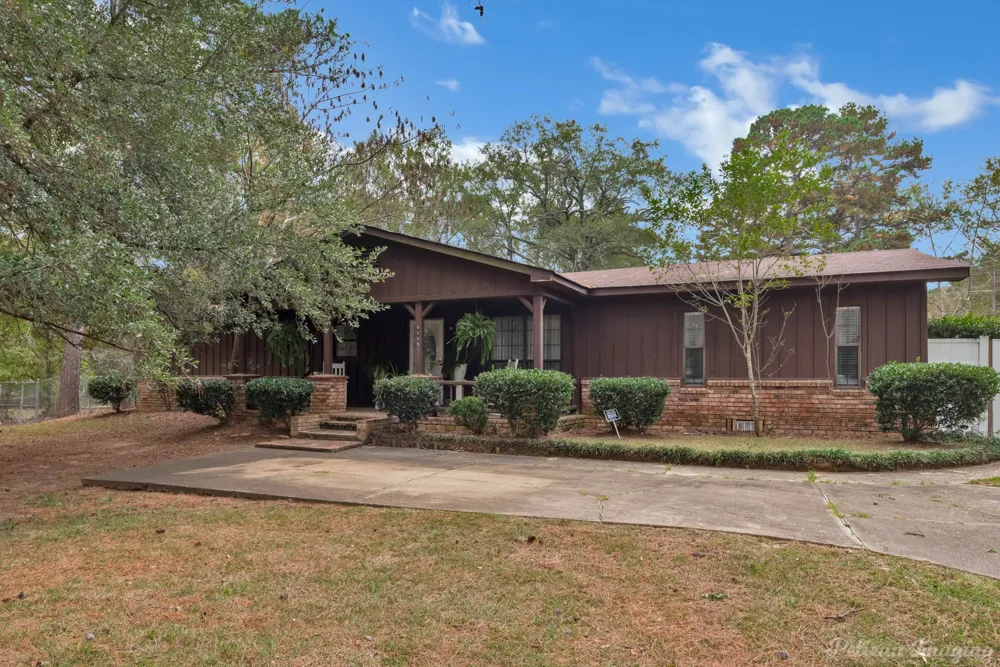 8185 Fleetwood Drive Greenwood, LA 71033
