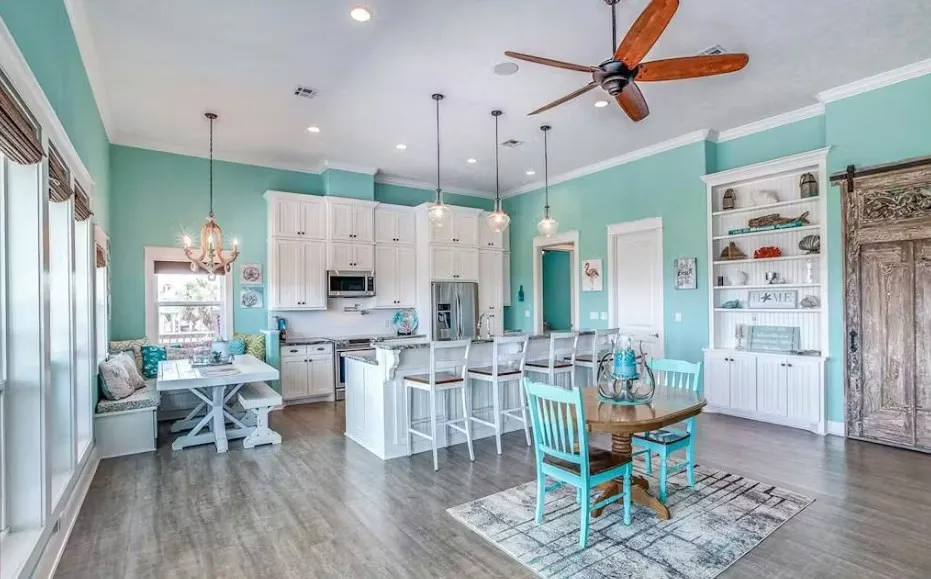 922 Palmridge Drive Port Bolivar, TX 77650