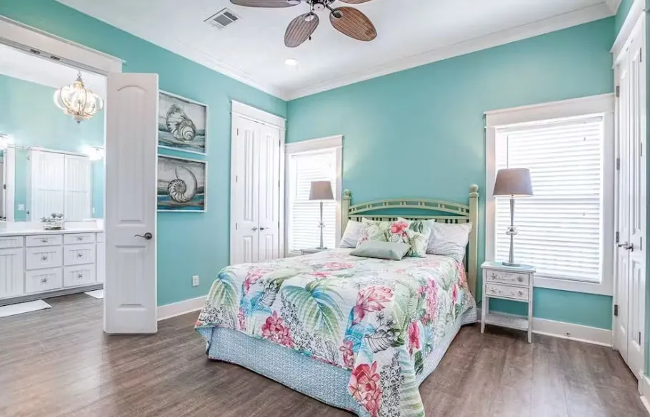 922 Palmridge Drive Port Bolivar, TX 77650