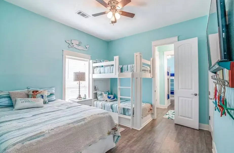 922 Palmridge Drive Port Bolivar, TX 77650