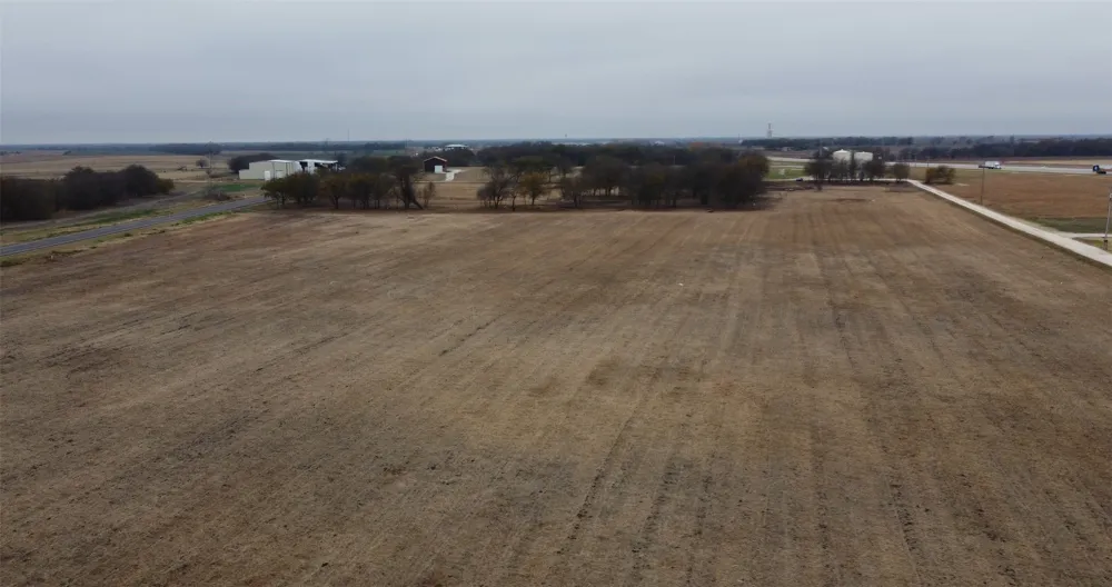1835 US 77 Highway Italy, TX 76651