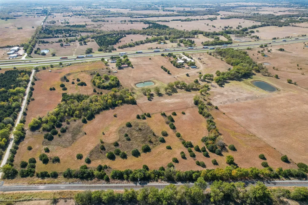 6504 E Interstate 30 Campbell, TX 75422