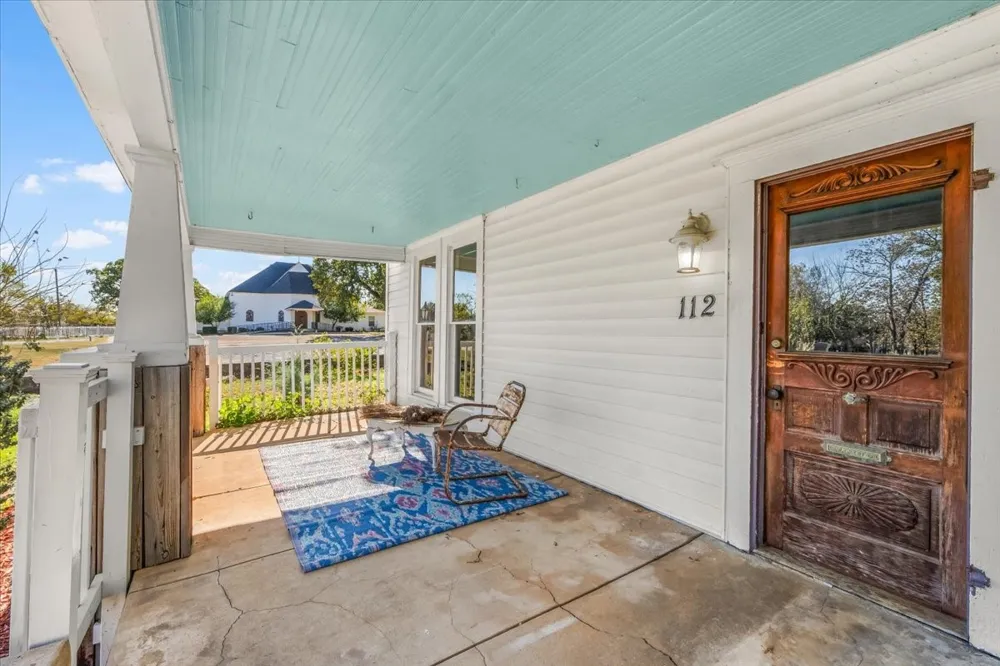 112 S Evans Street Boyd, TX 76023
