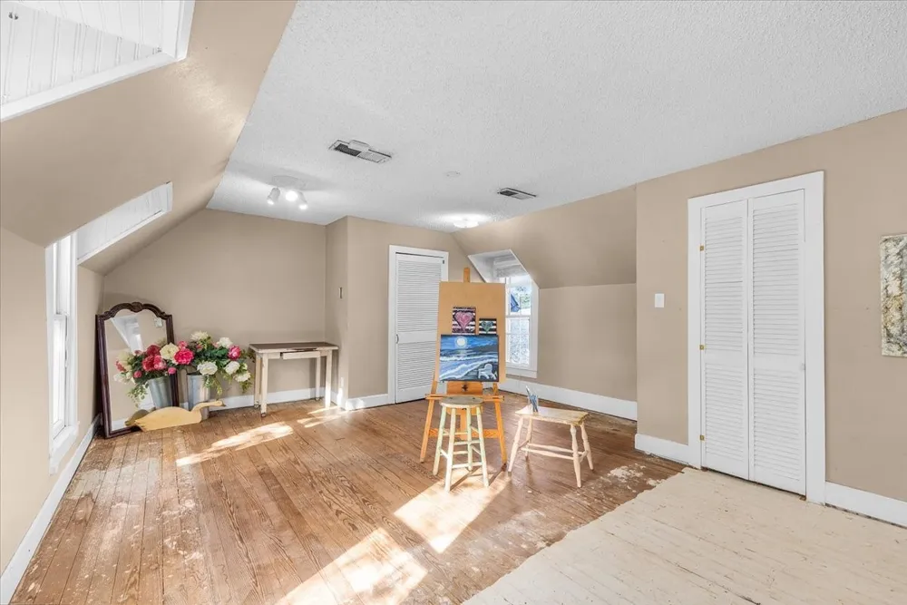 112 S Evans Street Boyd, TX 76023