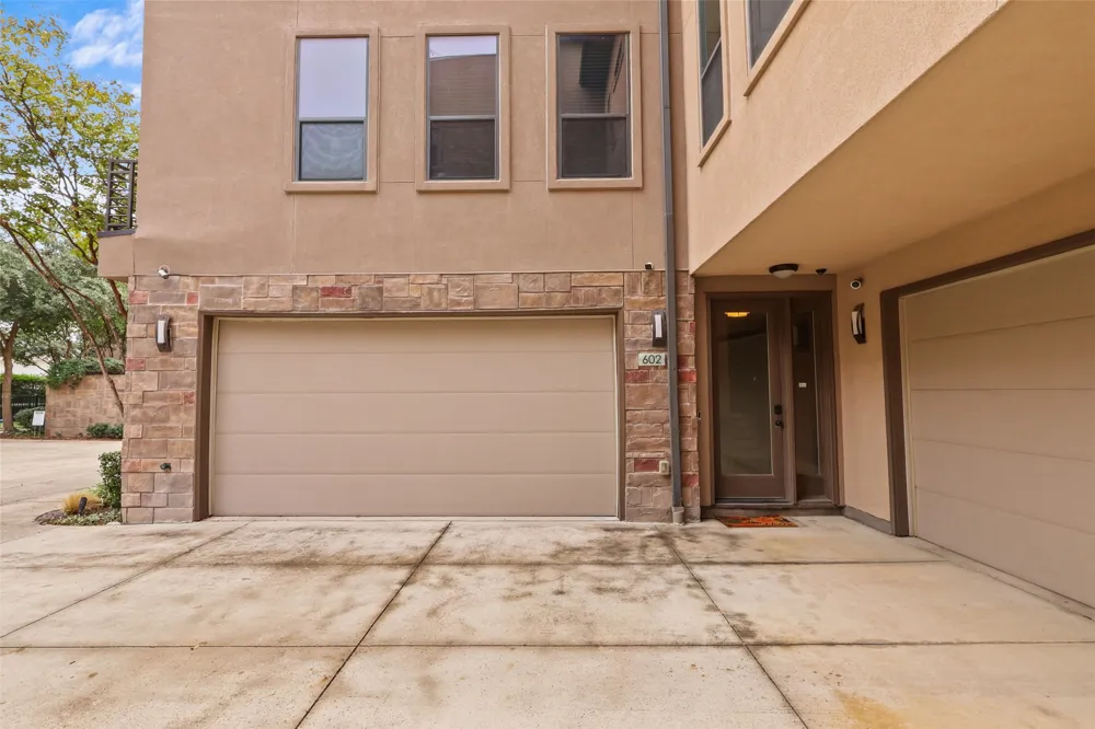 1717 Annex Avenue #602