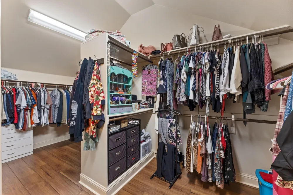 1424 Live Oak Lane Savannah, TX 76227
