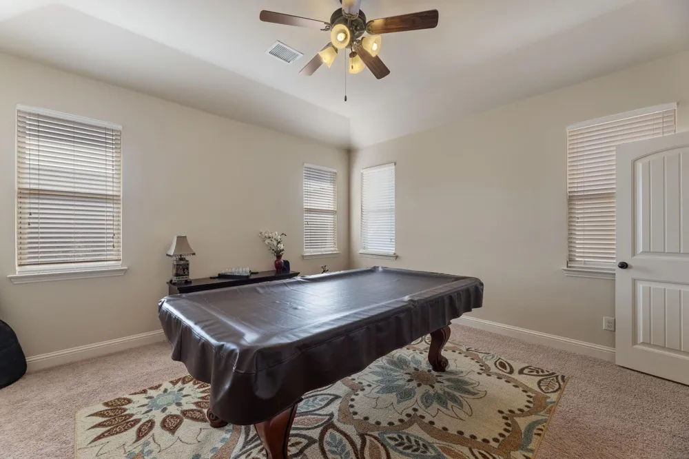 1424 Live Oak Lane Savannah, TX 76227