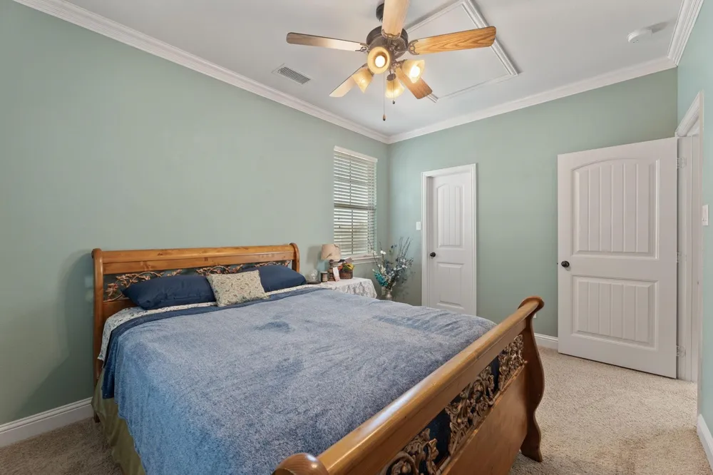 1424 Live Oak Lane Savannah, TX 76227