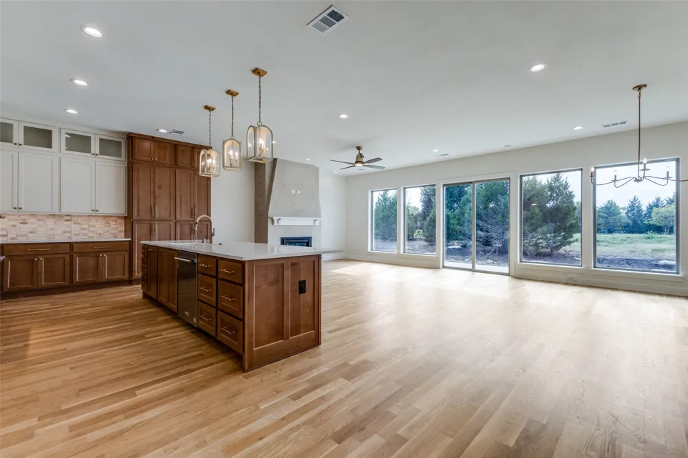 1646 Governors Boulevard Heath, TX 75032