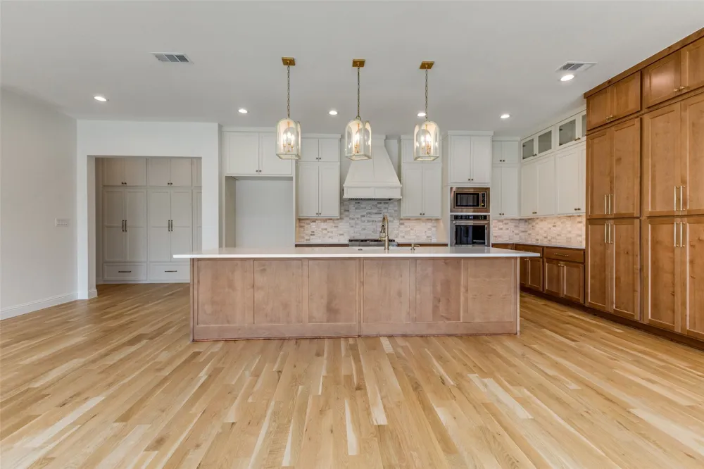 1646 Governors Boulevard Heath, TX 75032