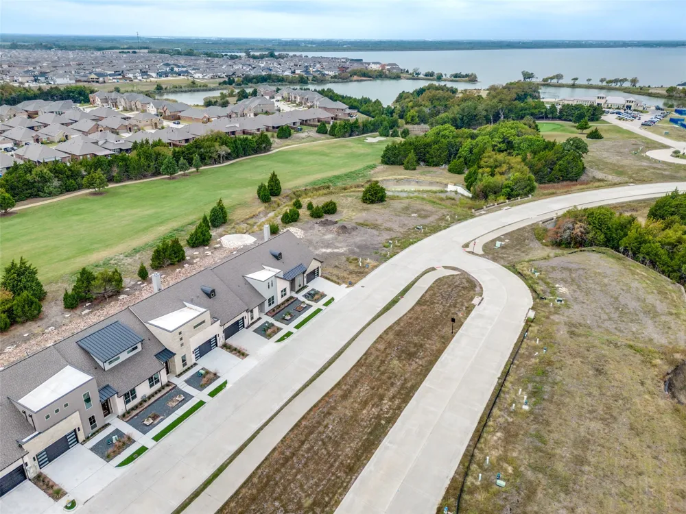 1646 Governors Boulevard Heath, TX 75032