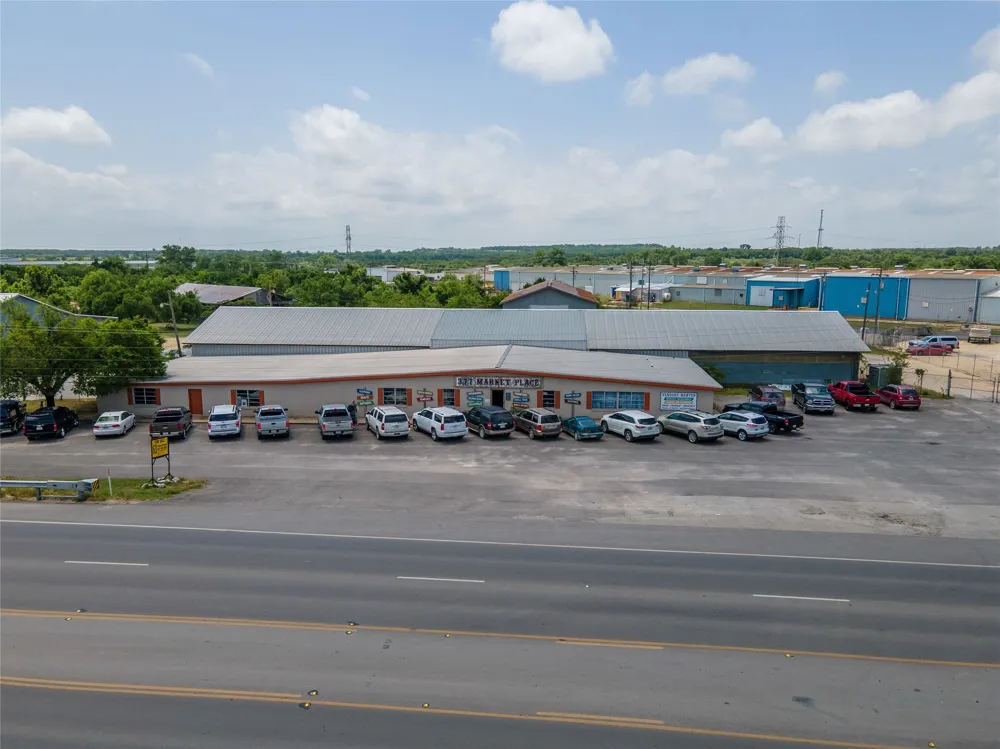 1950 W South Loop Stephenville, TX 76401