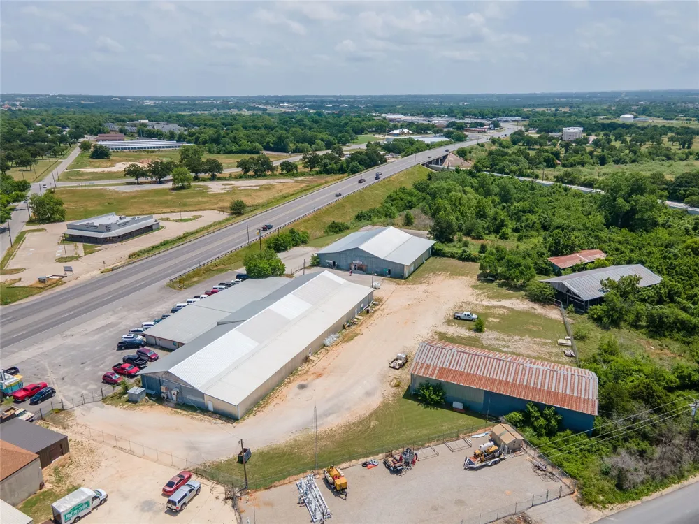 1950 W South Loop Stephenville, TX 76401