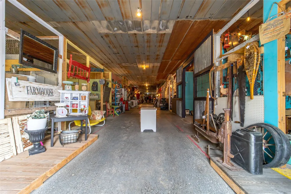 1950 W South Loop Stephenville, TX 76401