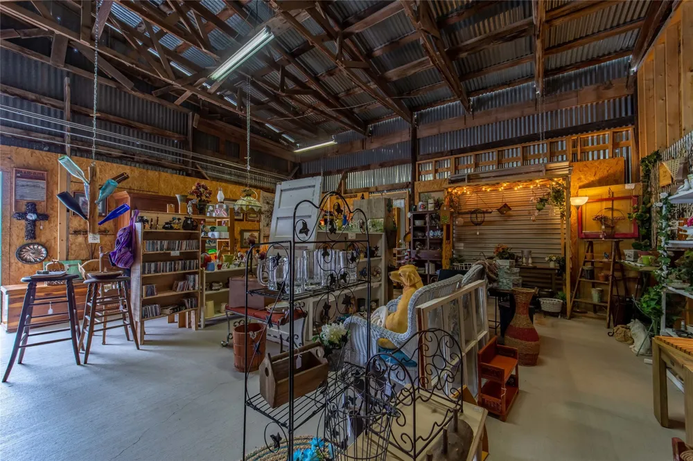 1950 W South Loop Stephenville, TX 76401