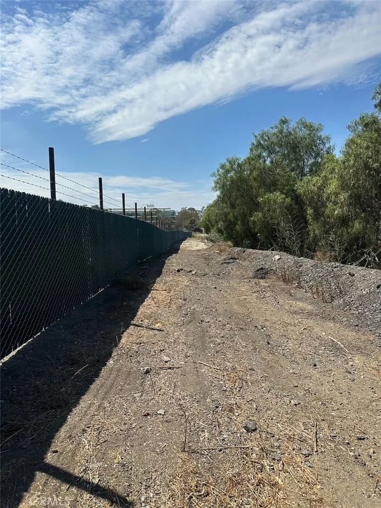 35 0 7207-021-35 Signal Hill, CA 90755