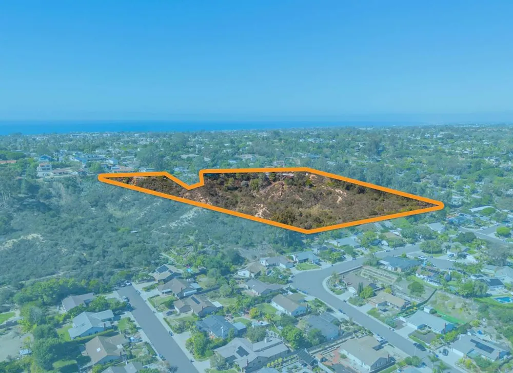 Crest Dr Encinitas, CA 92024