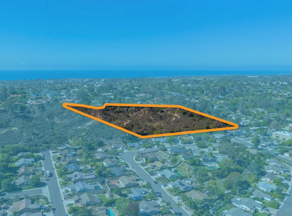 Crest Dr Encinitas, CA 92024