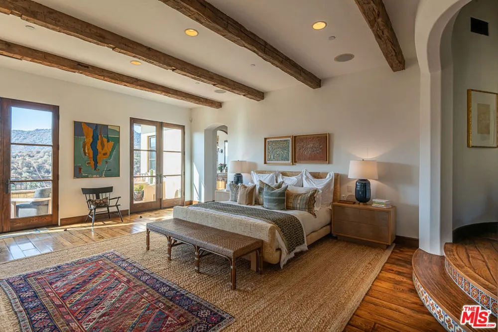 1101 Cold Canyon Road Calabasas, CA 91302