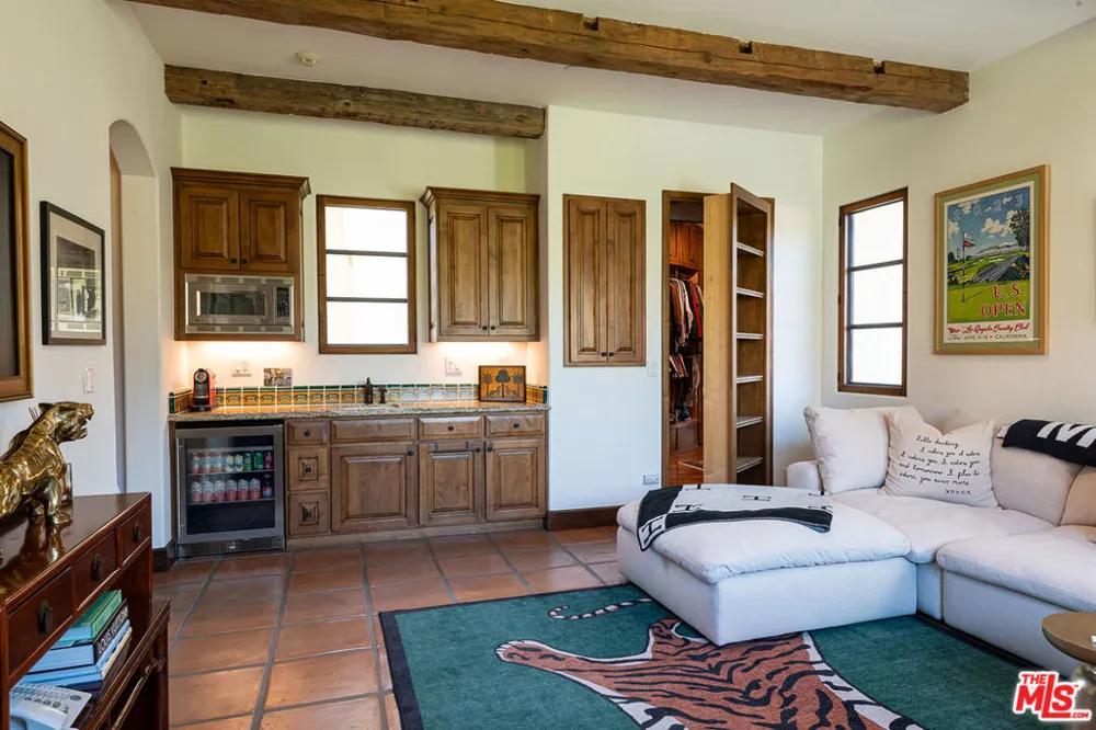 1101 Cold Canyon Road Calabasas, CA 91302