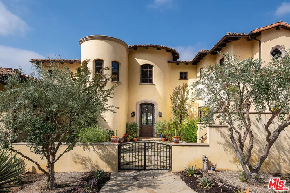 1101 Cold Canyon Road Calabasas, CA 91302