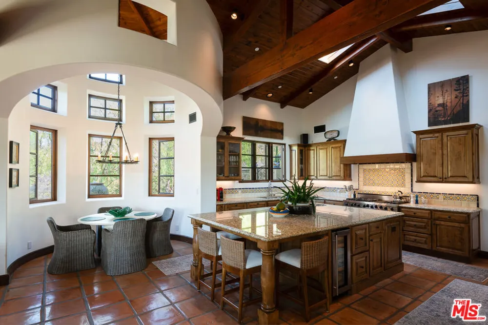 1101 Cold Canyon Road Calabasas, CA 91302