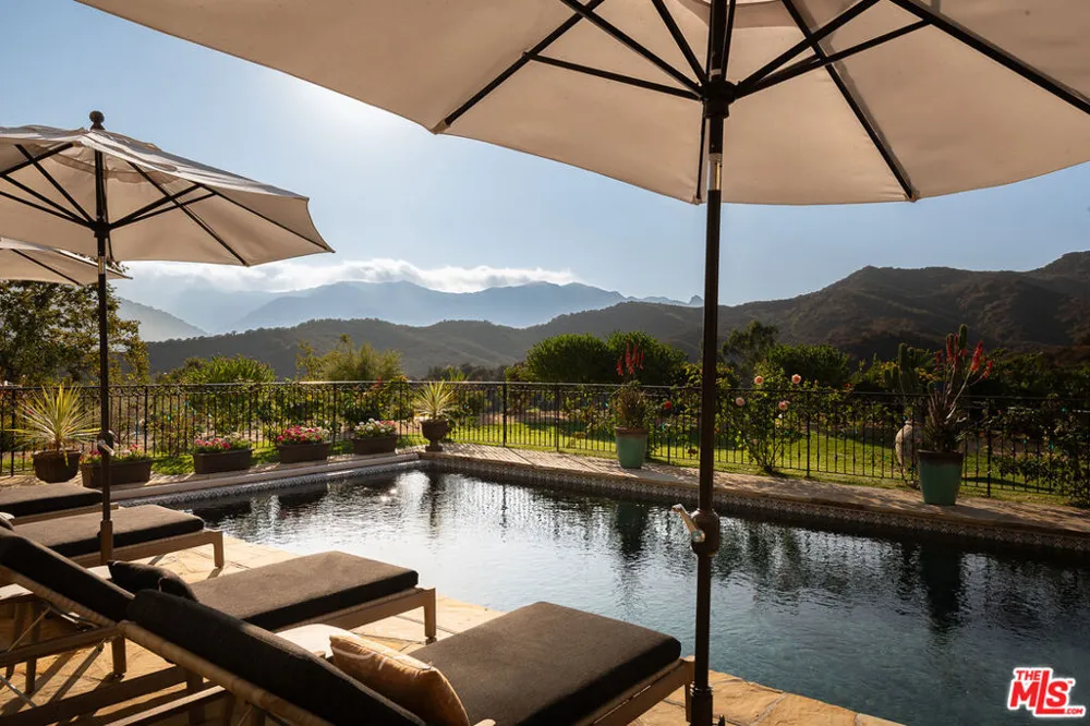 1101 Cold Canyon Road Calabasas, CA 91302