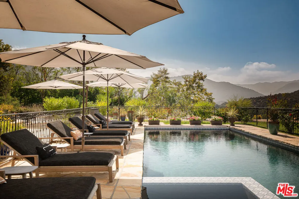 1101 Cold Canyon Road Calabasas, CA 91302