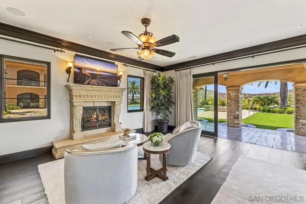 14170 Bryce Pt Poway, CA 92064