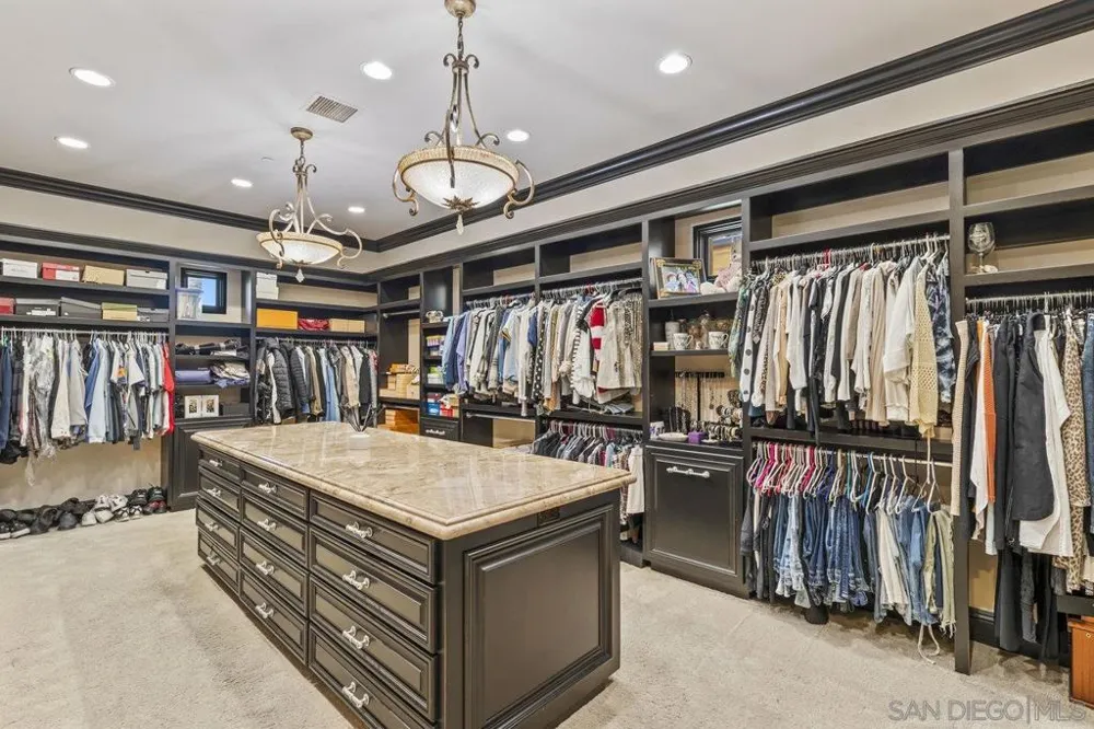 14170 Bryce Pt Poway, CA 92064