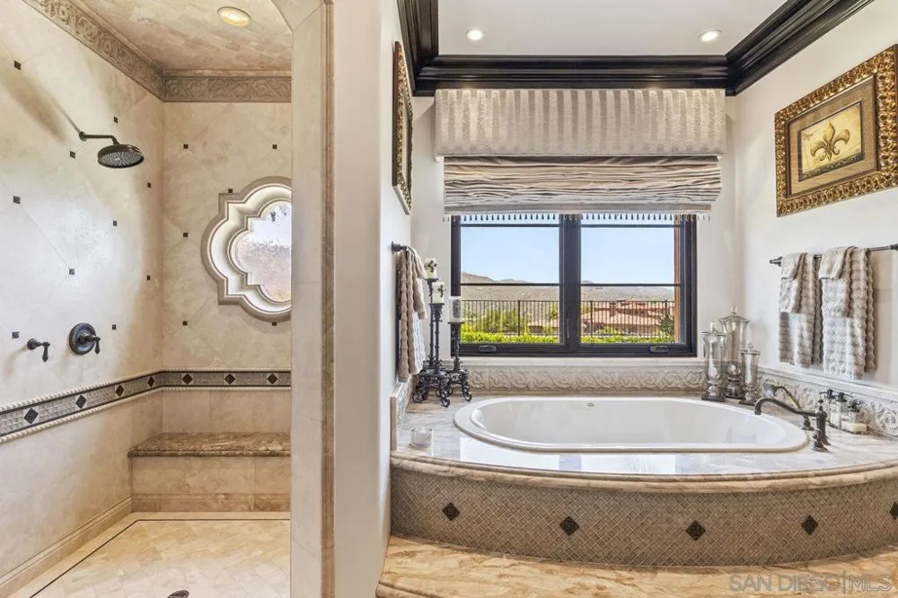 14170 Bryce Pt Poway, CA 92064