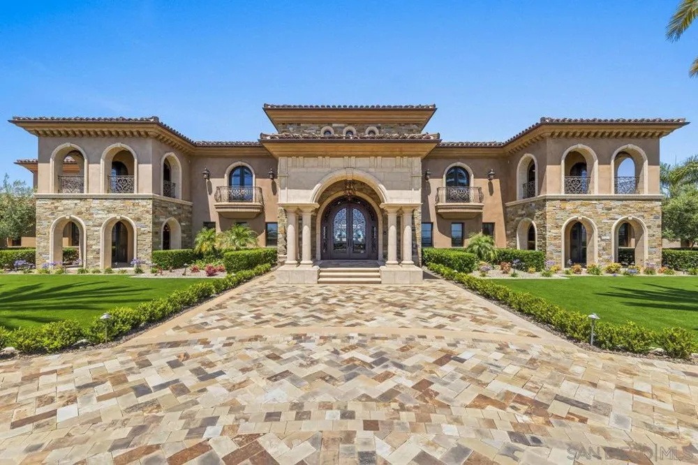14170 Bryce Pt Poway, CA 92064
