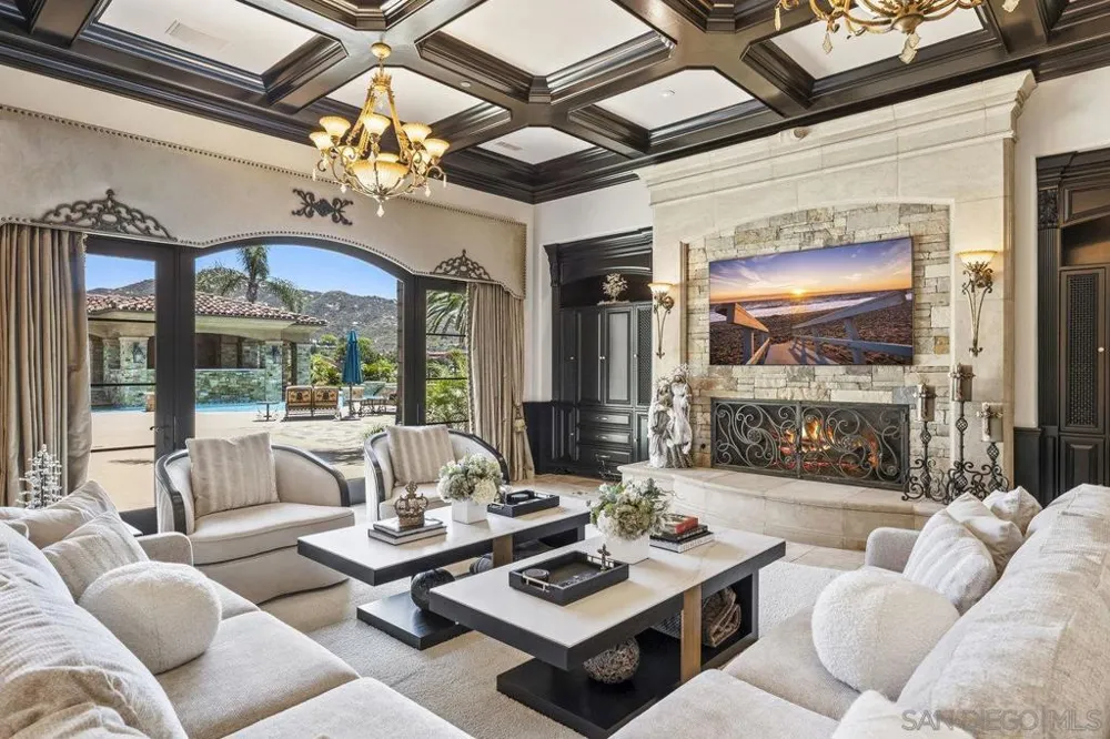 14170 Bryce Pt Poway, CA 92064