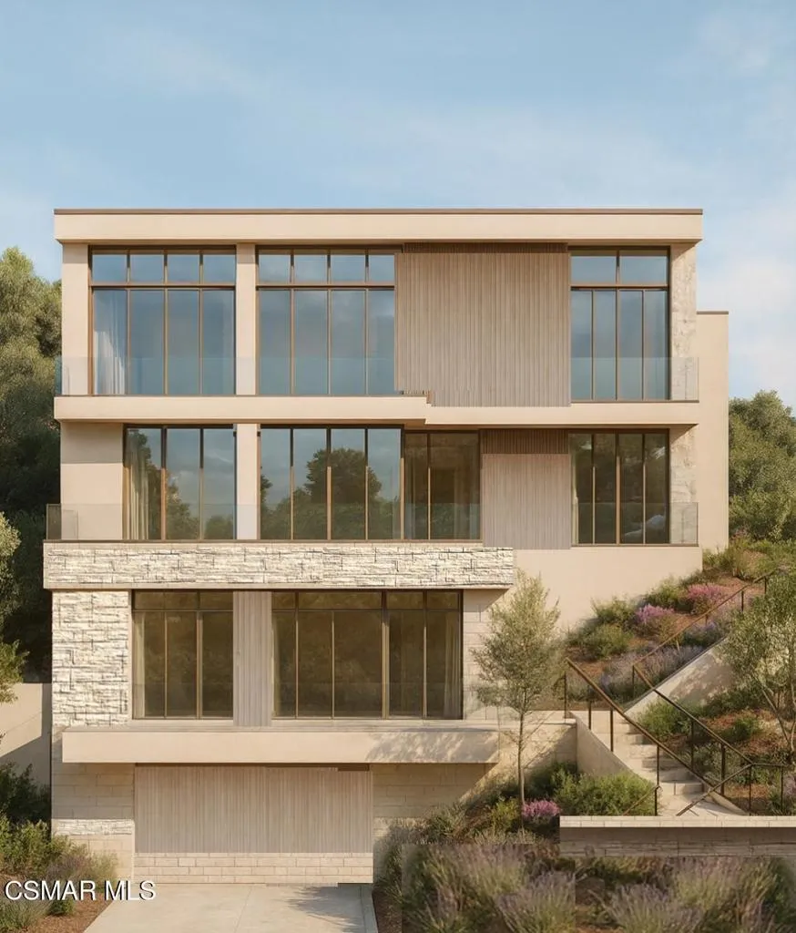 2374 Laguna Circle Road Agoura Hills, CA 91301