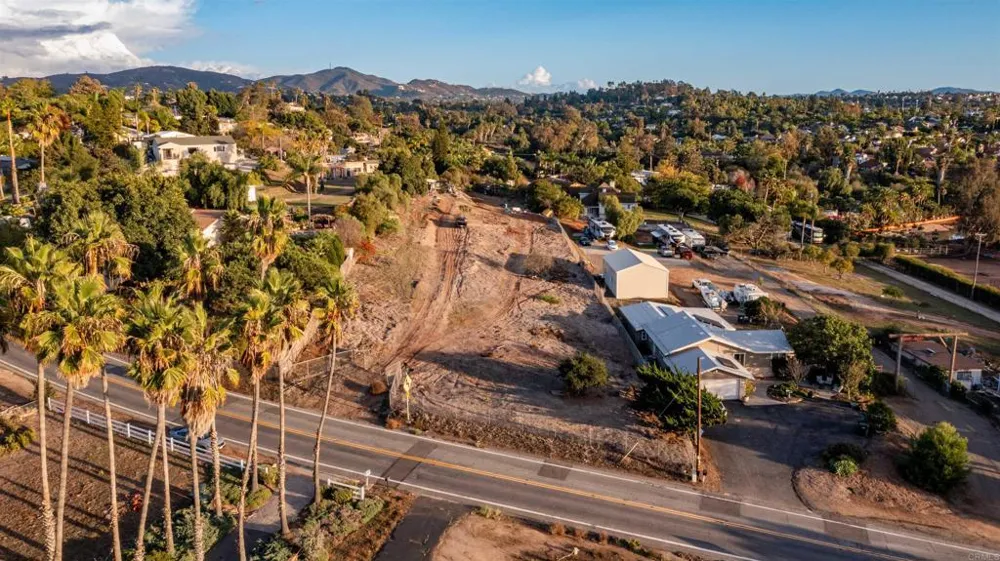 291 Osborne Street Vista, CA 92084