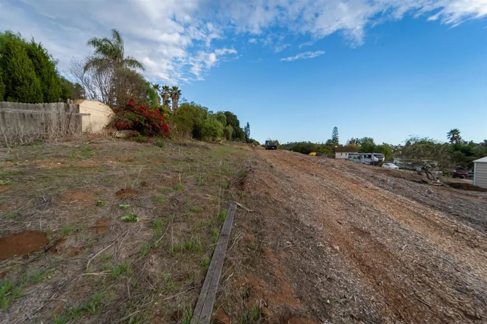 291 Osborne Street Vista, CA 92084