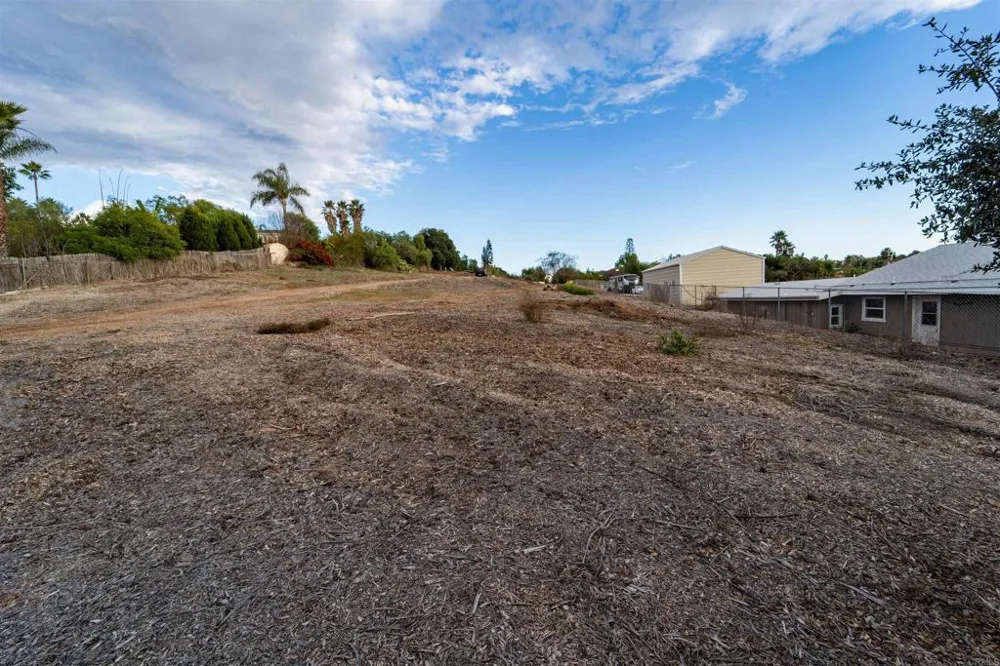 291 Osborne Street Vista, CA 92084