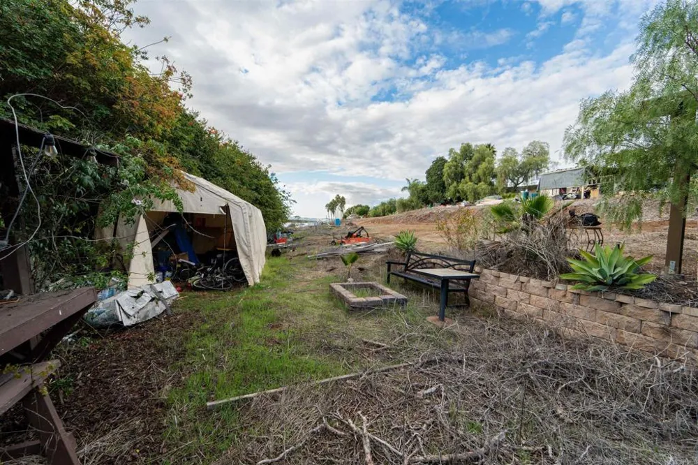 291 Osborne Street Vista, CA 92084
