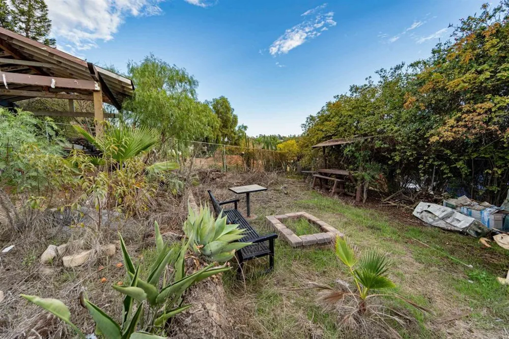 291 Osborne Street Vista, CA 92084